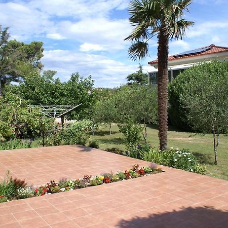 Apartments Dubravka Krk Town Exterior photo